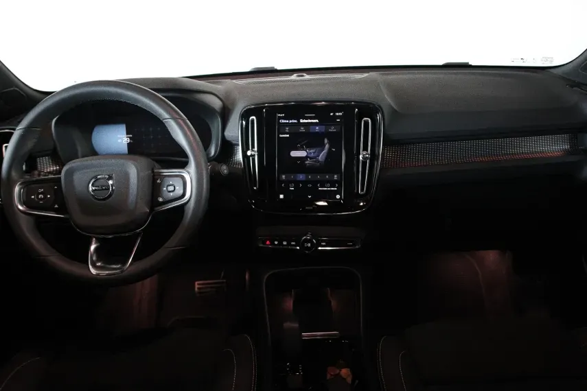 Volvo C40 Recharge - Imagem 4