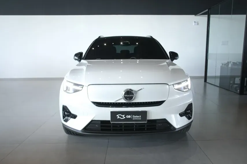 Volvo XC40 Recharge - Imagem 2