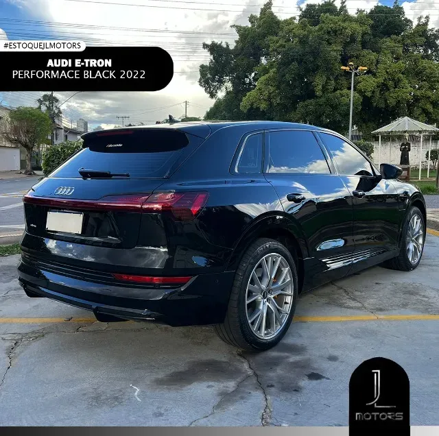 Audi E-tron S - Imagem 14