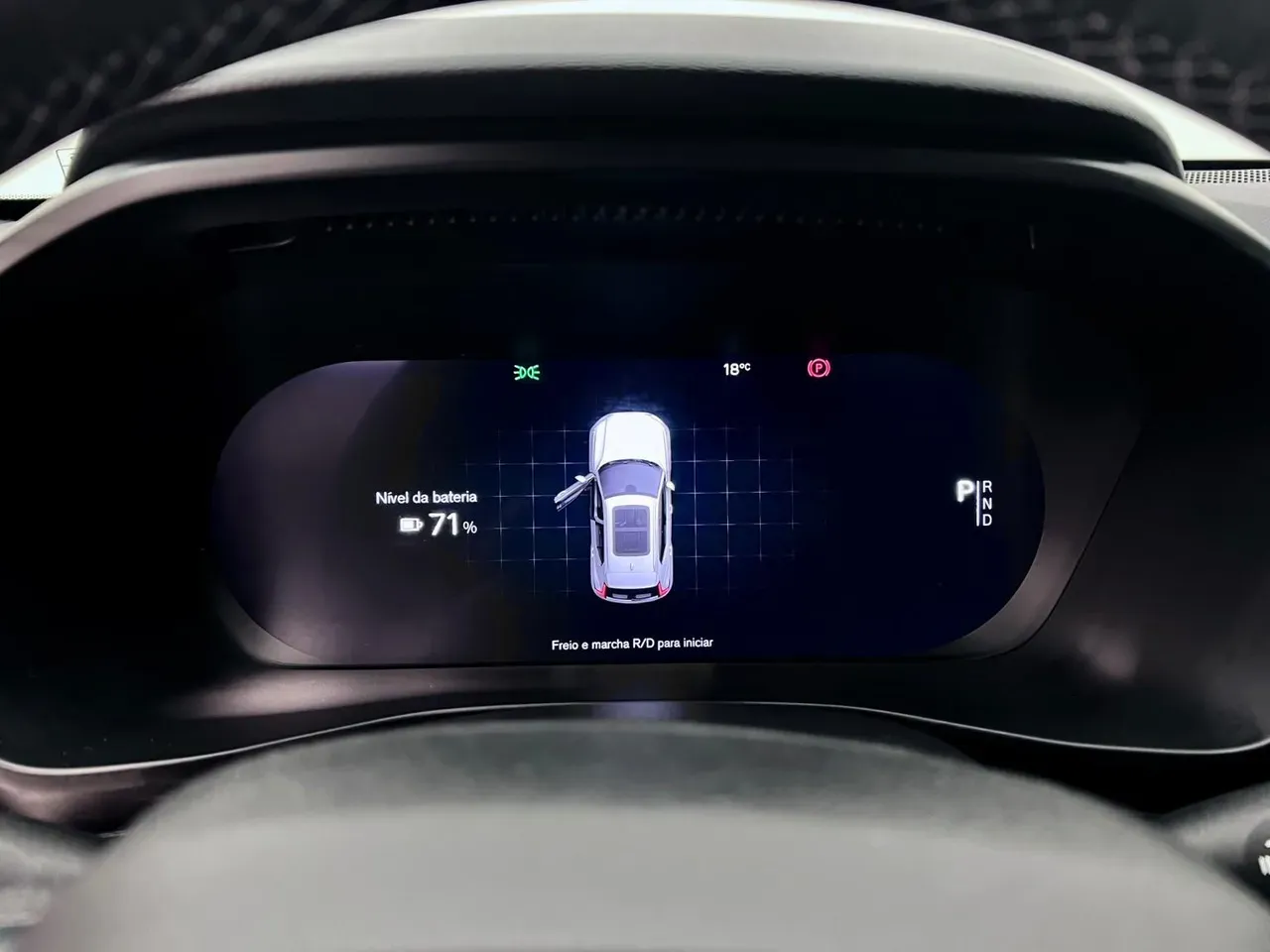 Volvo XC40 Recharge - Imagem 15