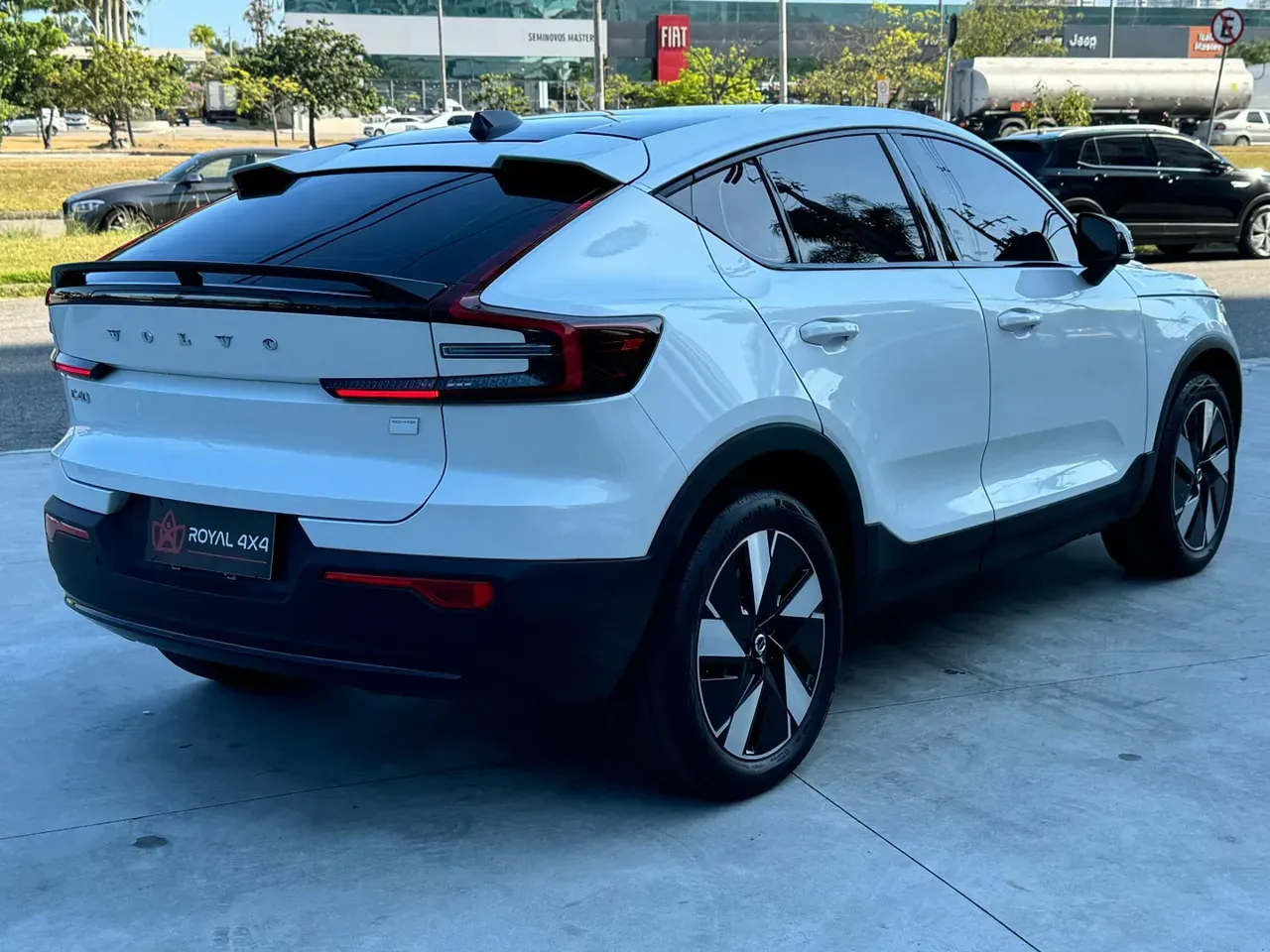 Volvo C40 Recharge - Imagem 6