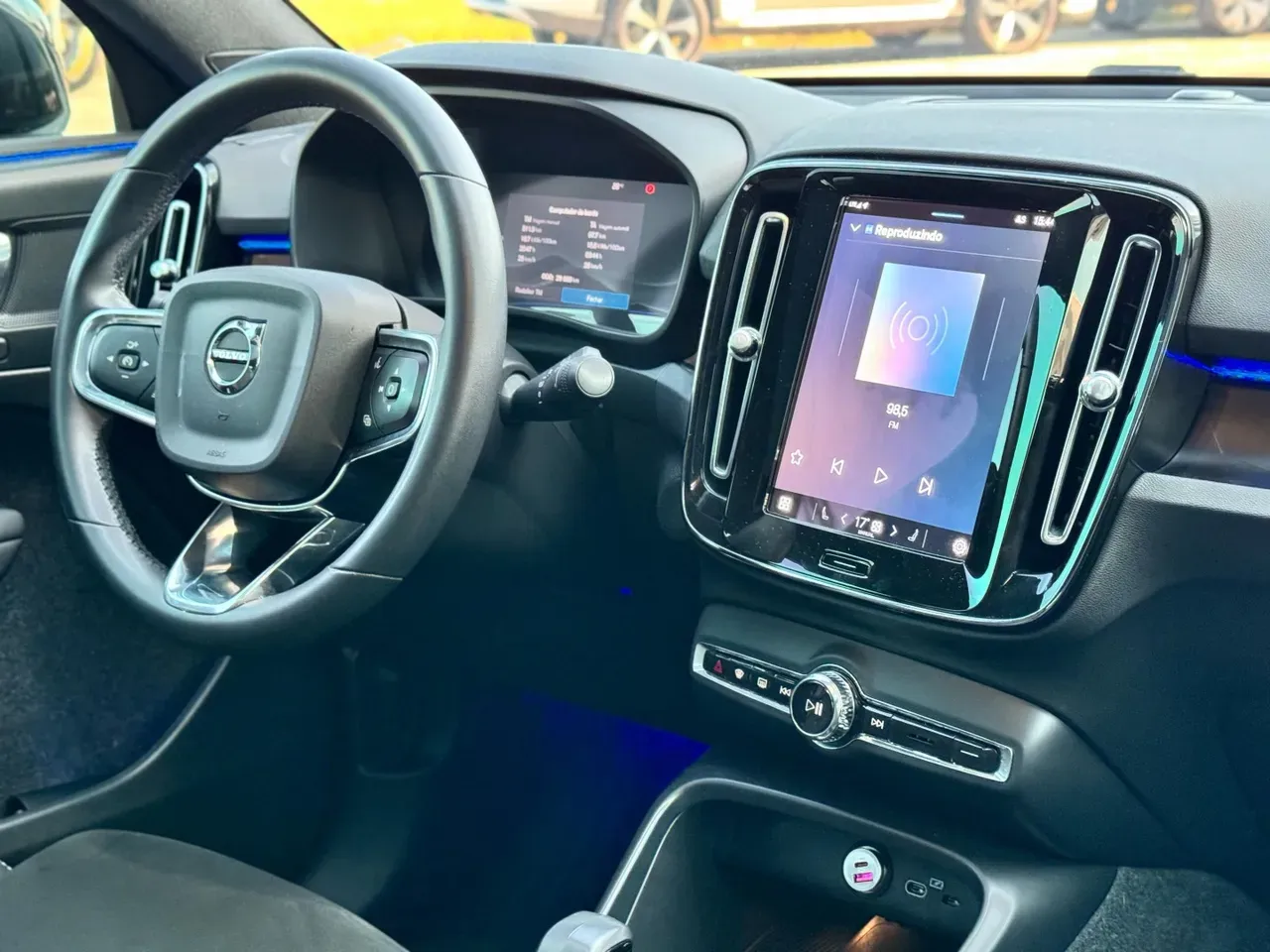 Volvo C40 Recharge - Imagem 8