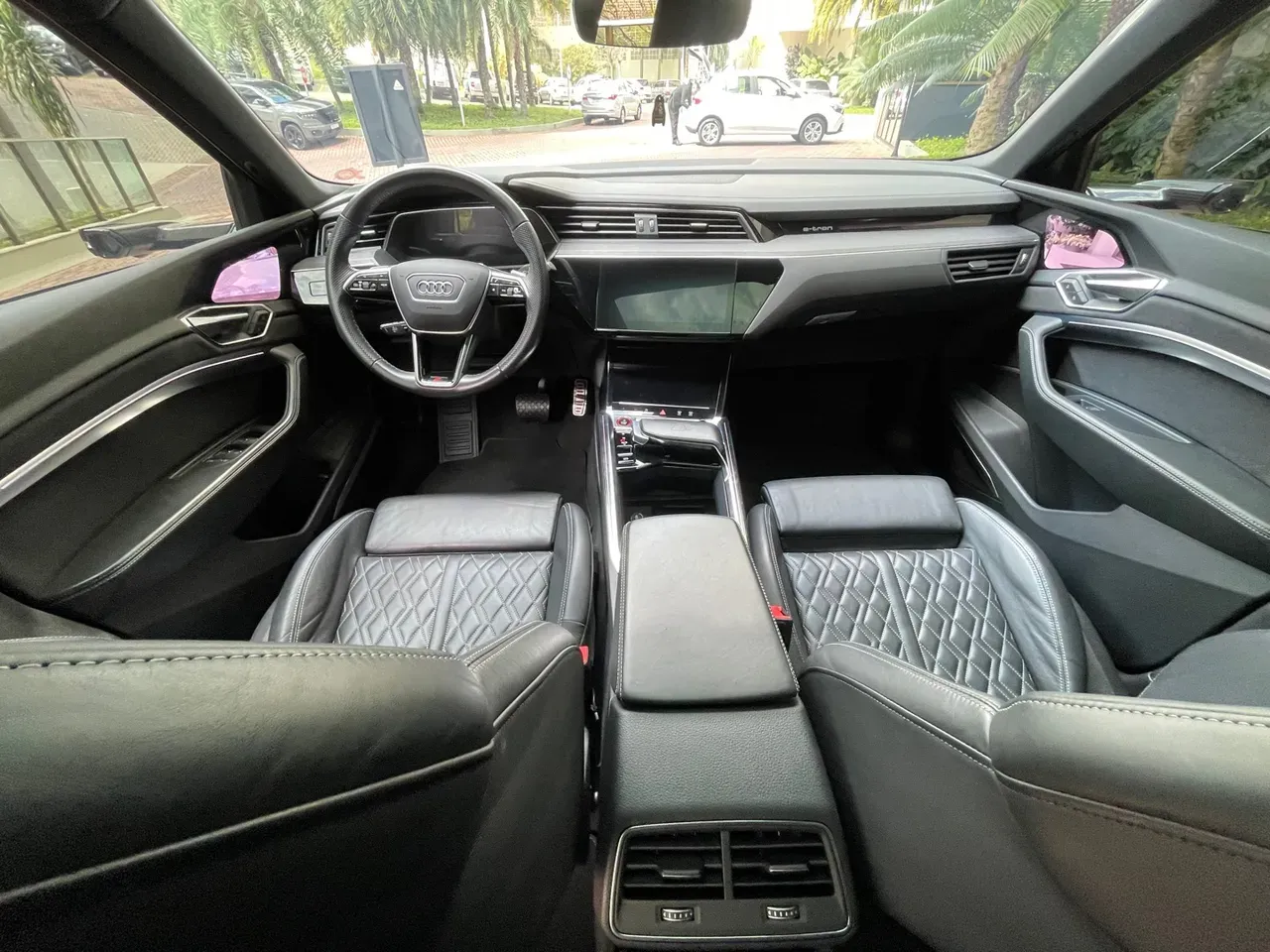 Audi E-tron S Sportback - Imagem 7