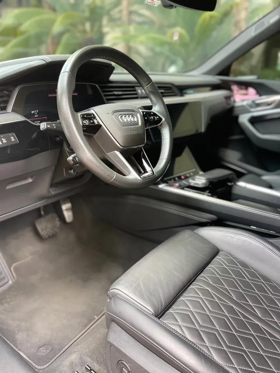 Audi E-tron S Sportback - Imagem 8