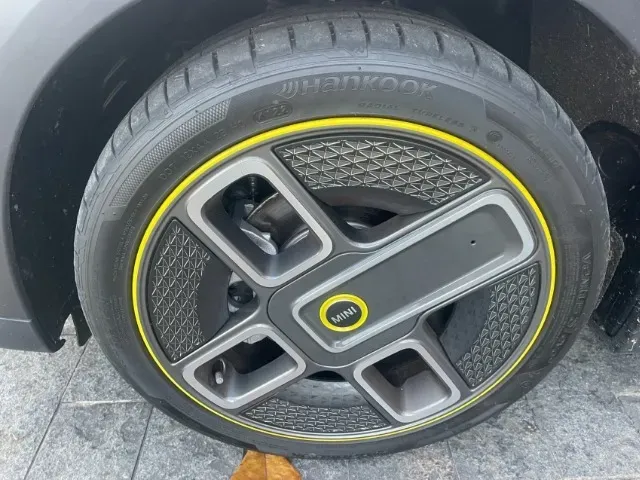 Mini CooperSE - Imagem 13