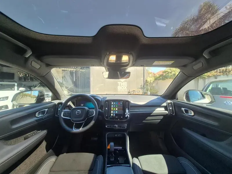 Volvo C40 Recharge - Imagem 11