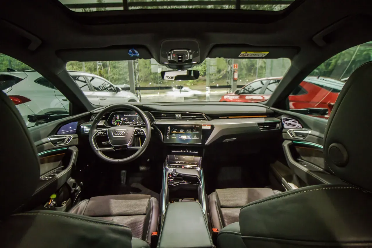 Audi E-tron - Imagem 16