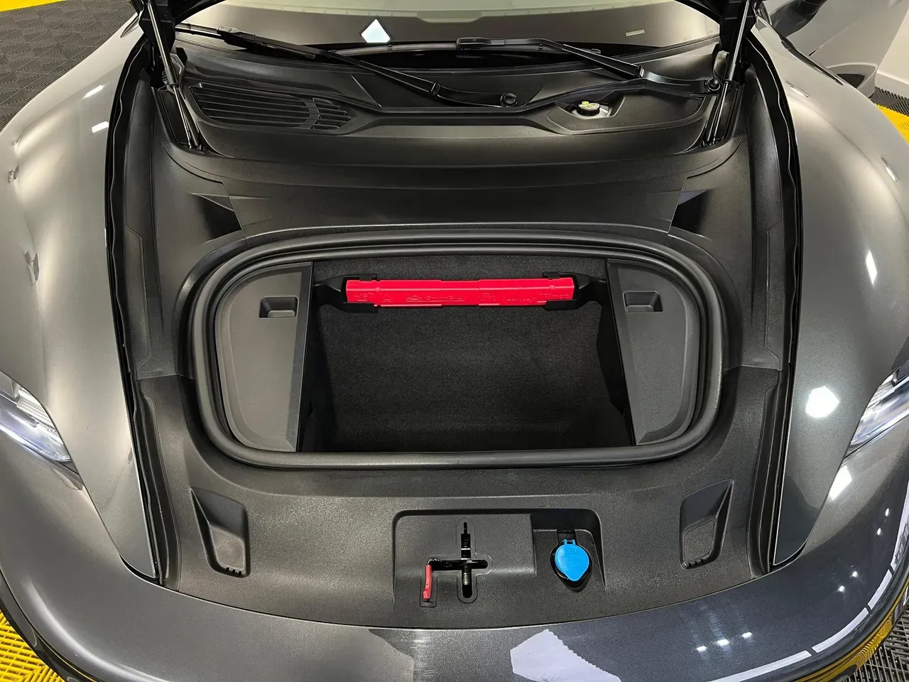 Porsche Taycan - Imagem 5