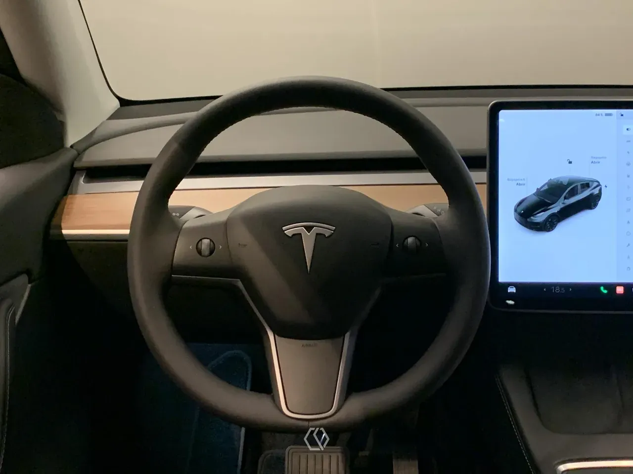 Tesla Model Y - Imagem 4