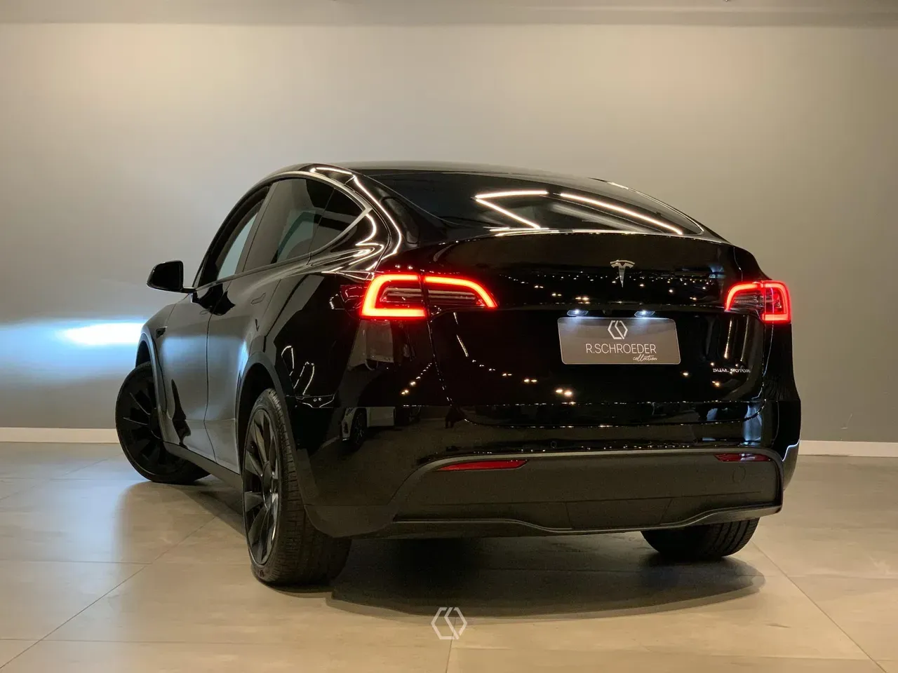 Tesla Model Y - Imagem 9