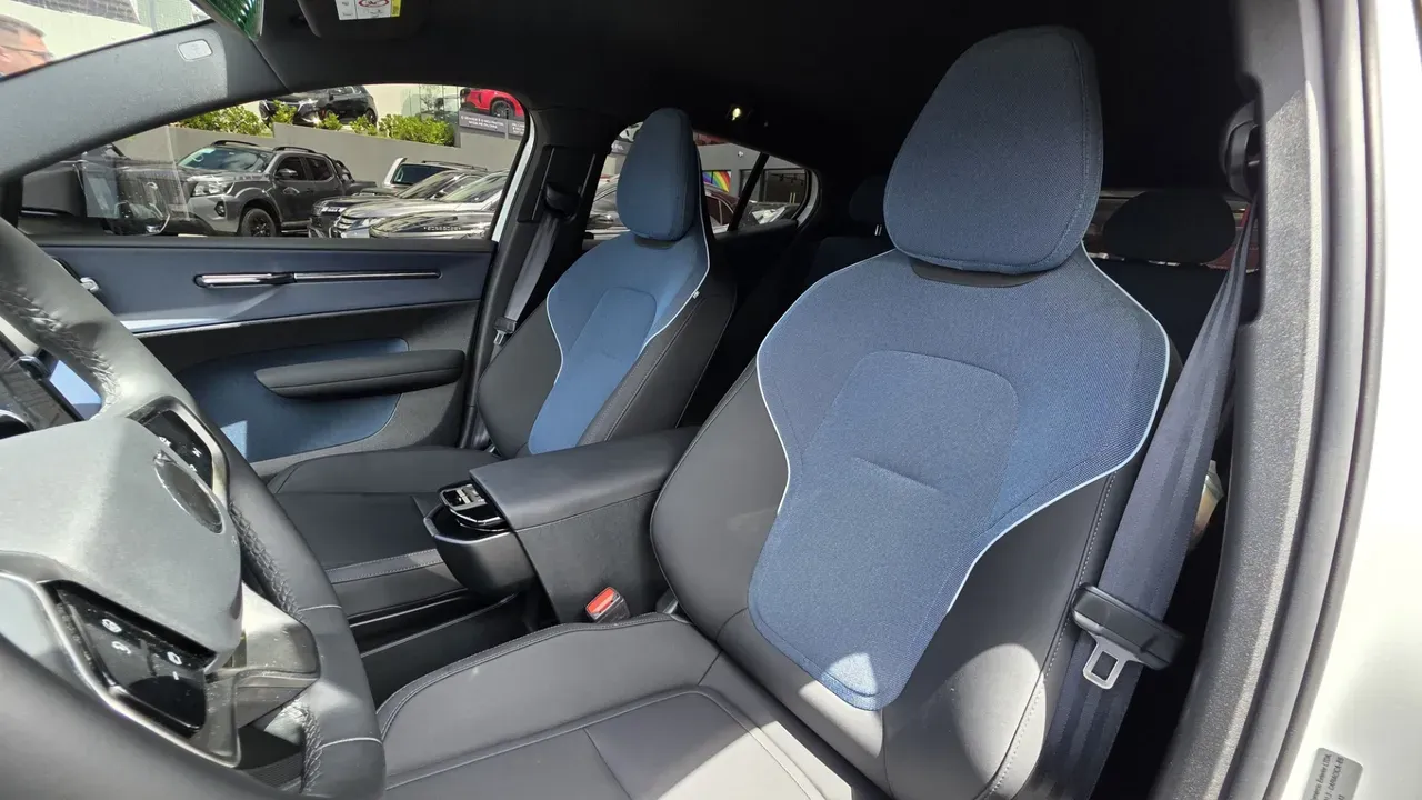 Volvo EX30 - Imagem 16