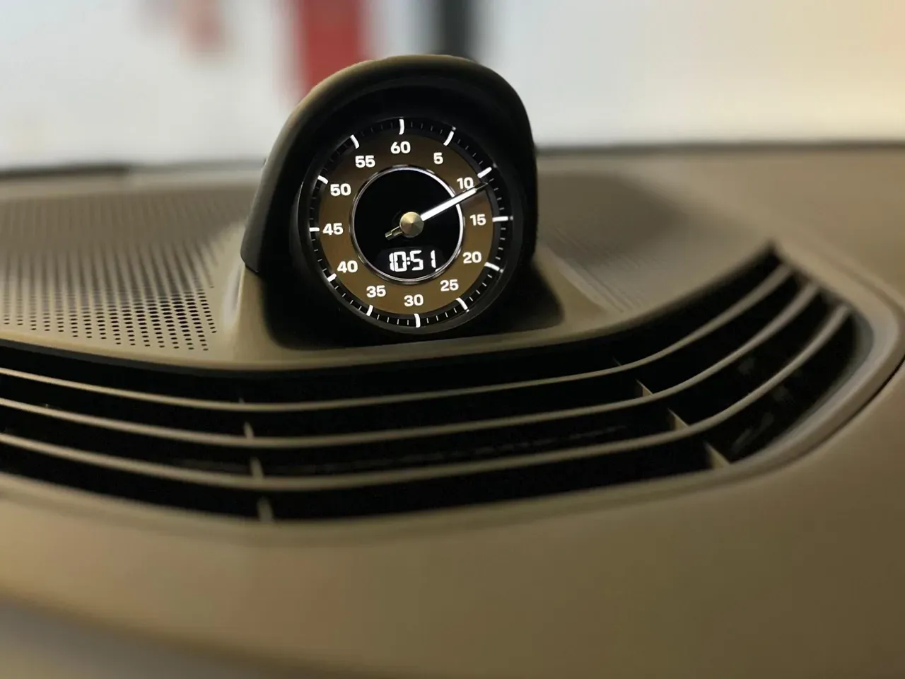 Porsche Taycan - Imagem 10