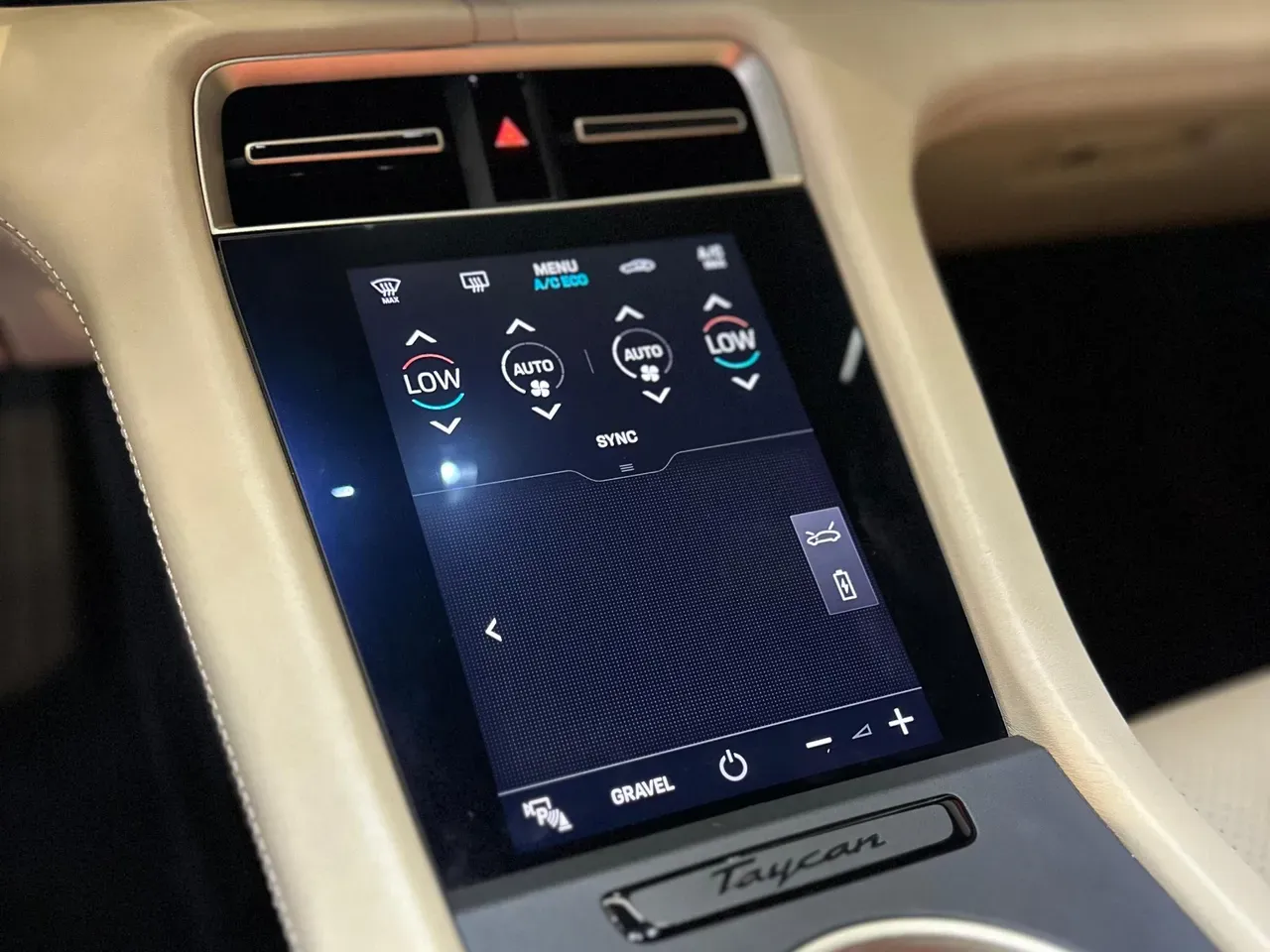 Porsche Taycan - Imagem 11