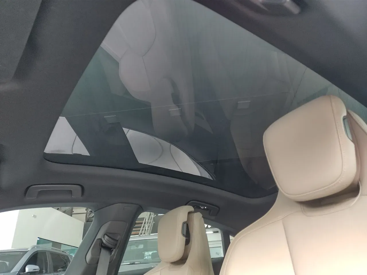 Porsche Taycan - Imagem 13