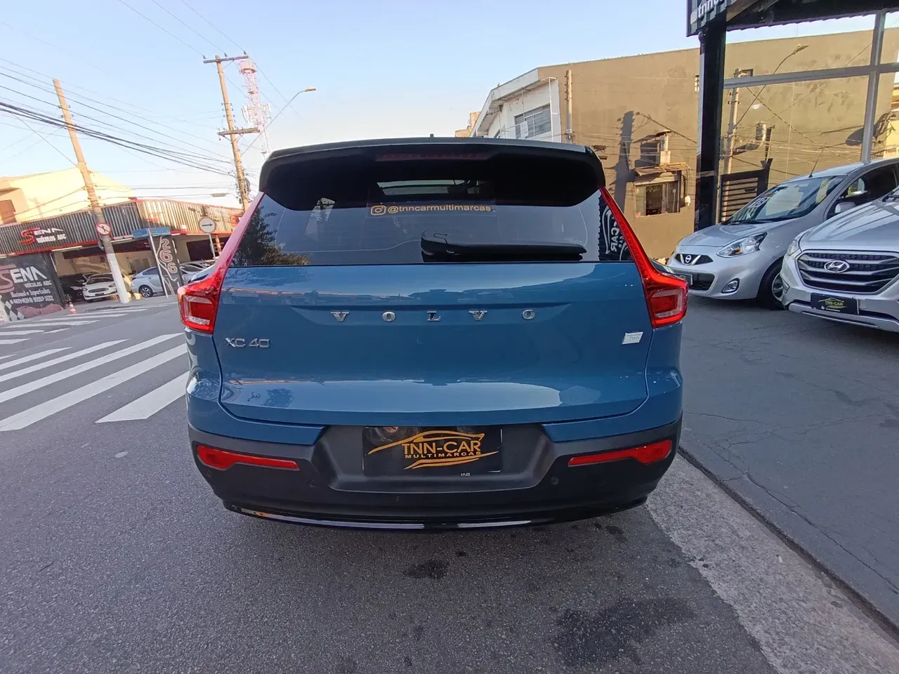 Volvo XC40 Recharge - Imagem 6