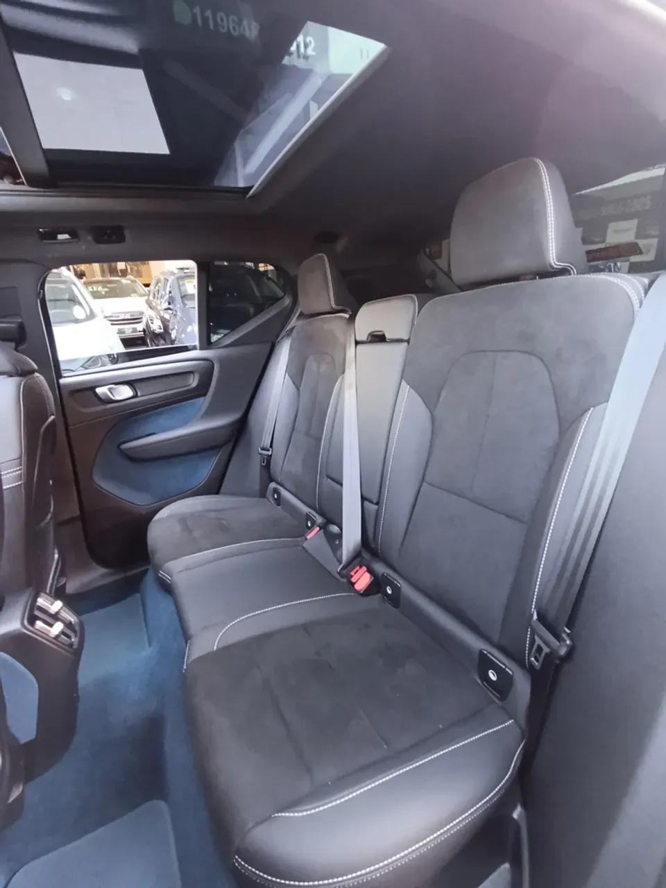 Volvo XC40 Recharge - Imagem 18