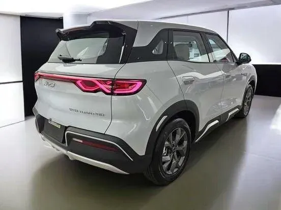 BYD Yuan Pro - Imagem 5