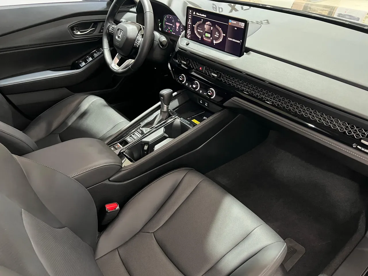 Honda Accord Plug-in Hybrid - Imagem 8