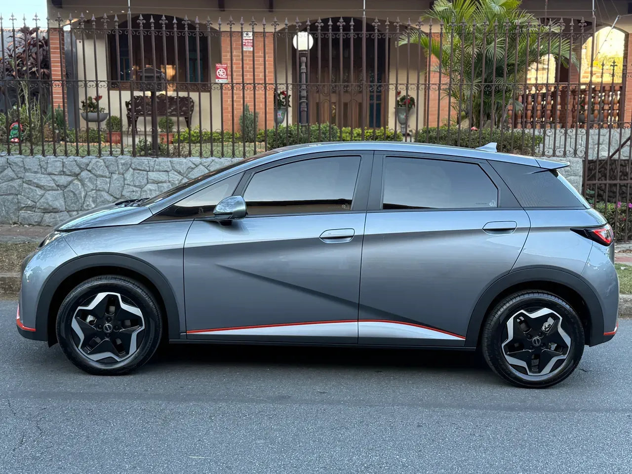 BYD Dolphin - Imagem 8