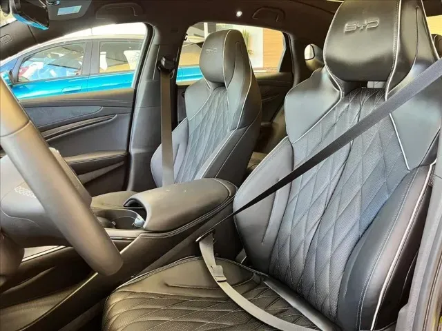 BYD Seal - Imagem 13