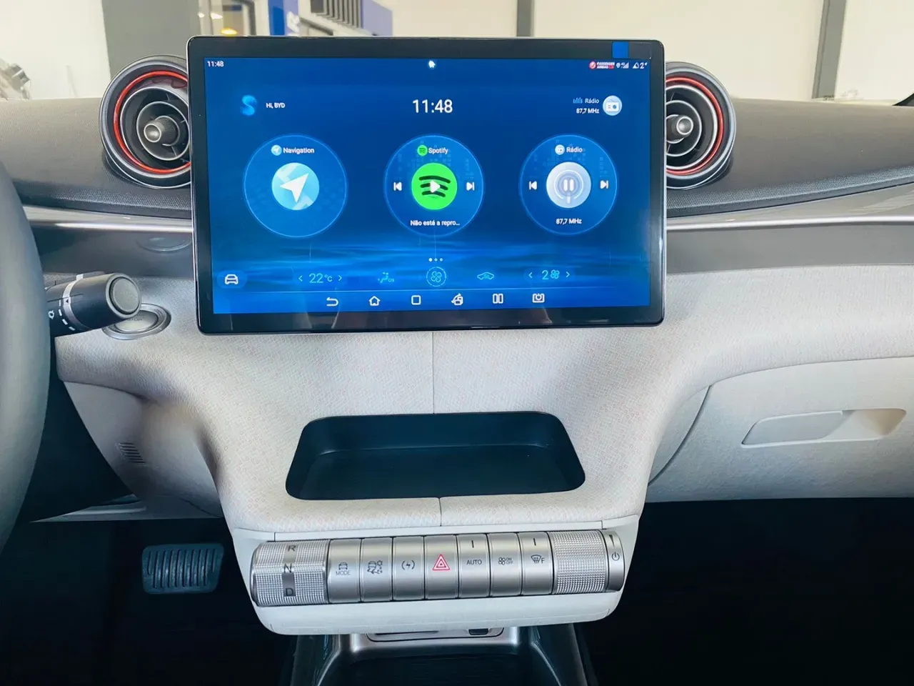 BYD Dolphin - Imagem 12