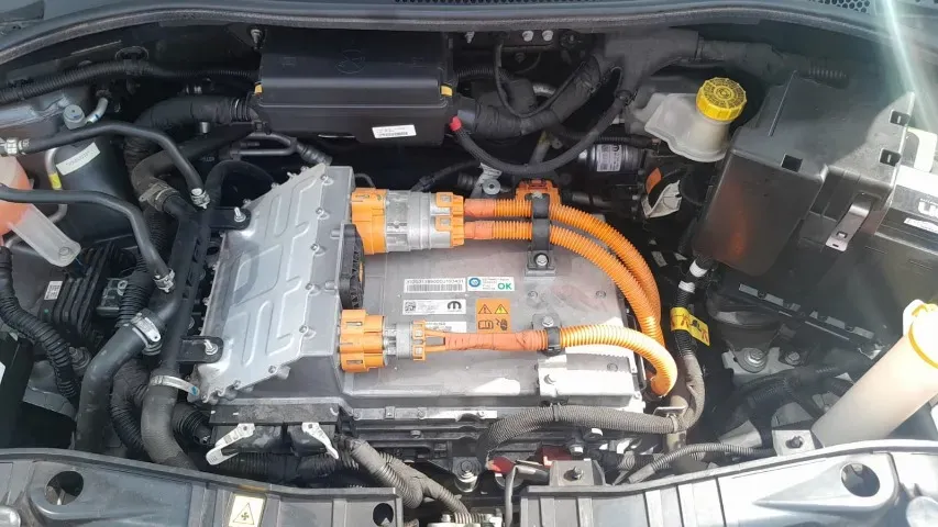 Fiat 500e - Imagem 17