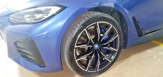 BMW I4 Edrive40 - Imagem 13