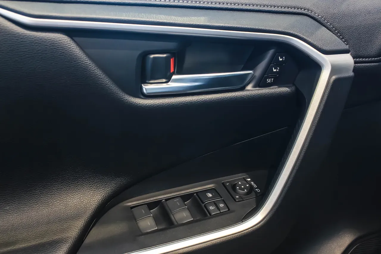 Toyota Rav4 - Imagem 6