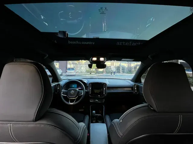 Volvo XC40 Recharge - Imagem 17