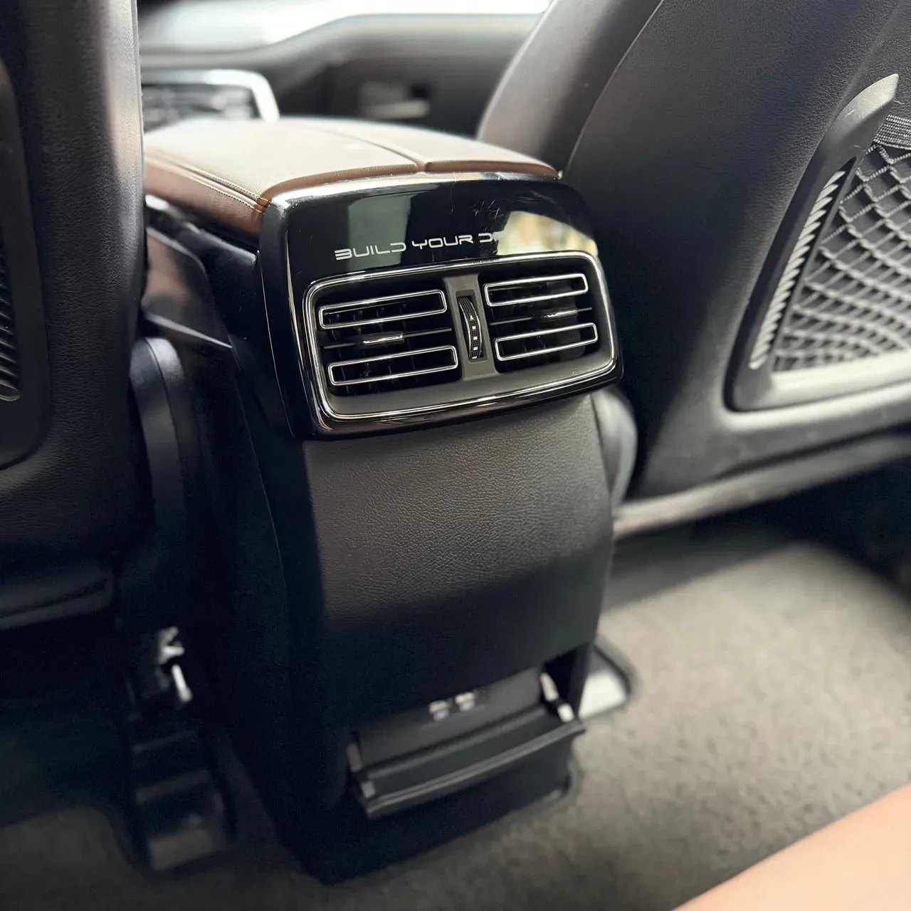 BYD Tang - Imagem 14