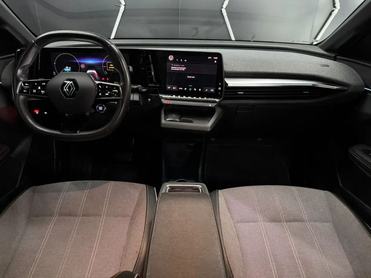 Renault Megane E-tech Electric - Imagem 8