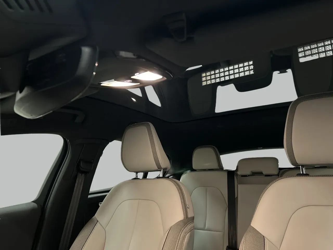 Volvo Ec40 - Imagem 10