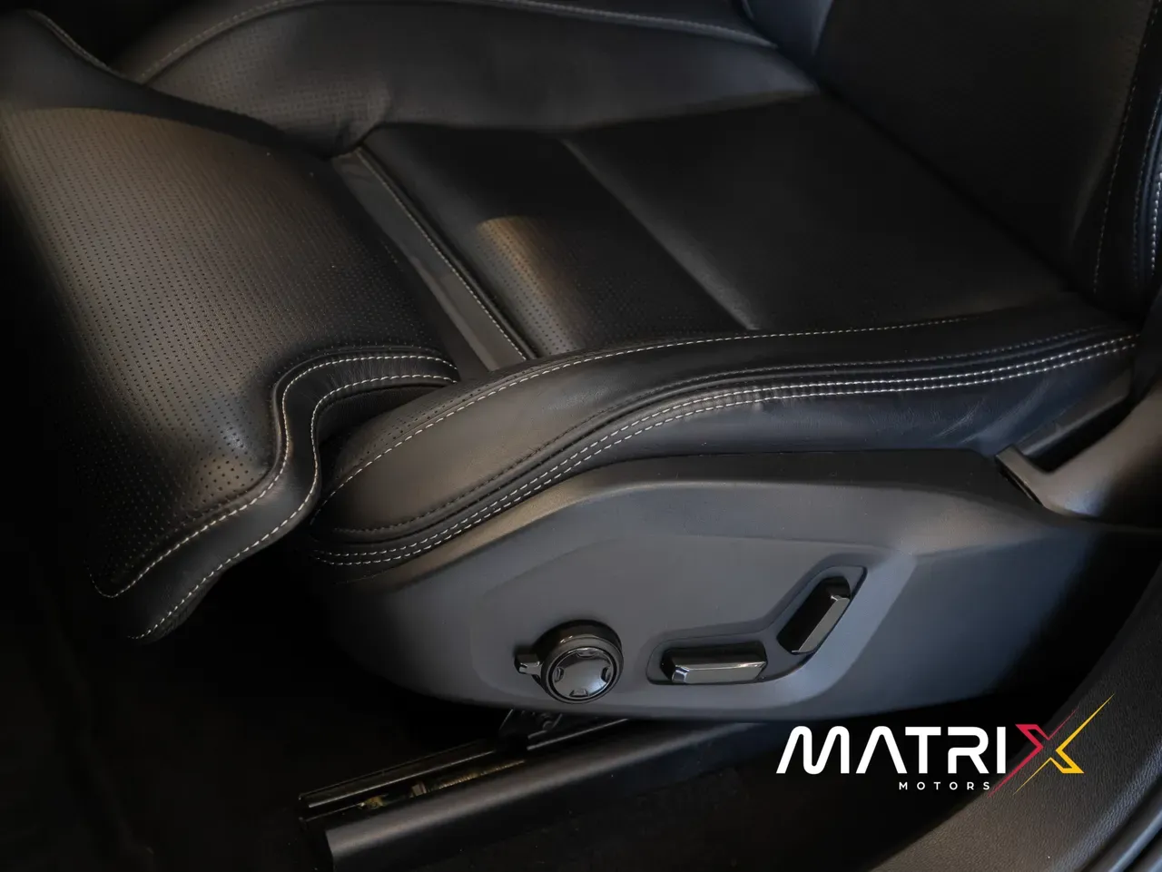 Volvo Xc60 Recharge Plug-in Hybrid - Imagem 17