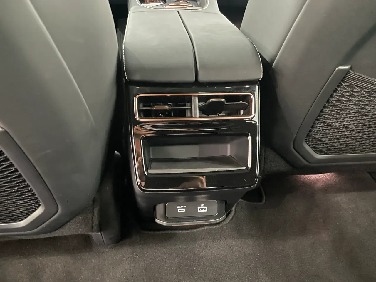 Zeekr 001 - Imagem 5