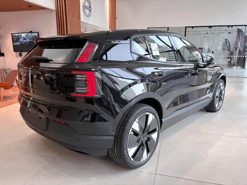 Volvo EX30 - Imagem 17