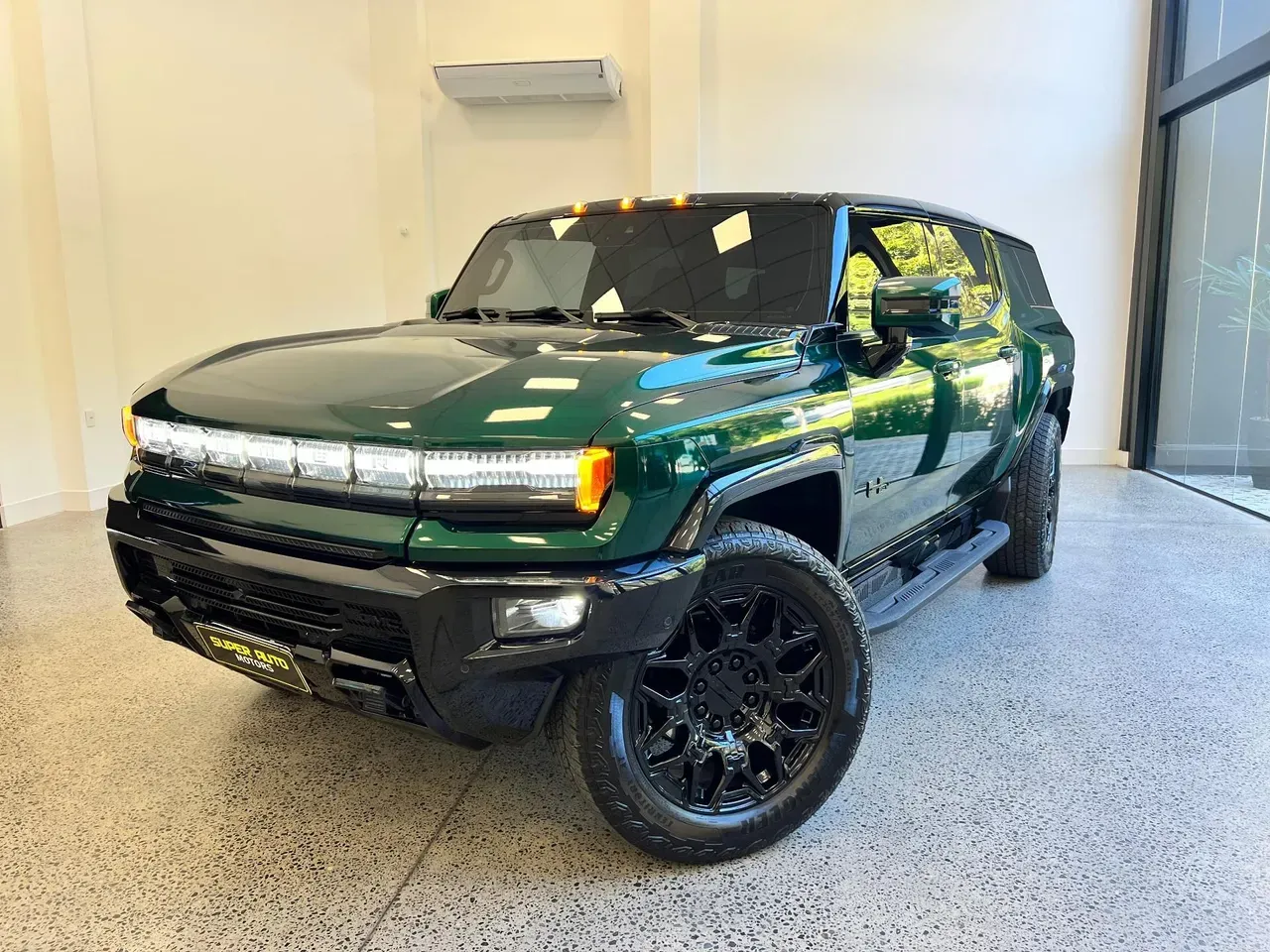 GMC Hummer EV SUV - Imagem 2