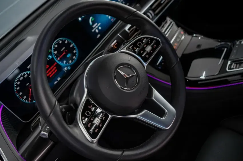 Mercedes Eqc 400 - Imagem 18