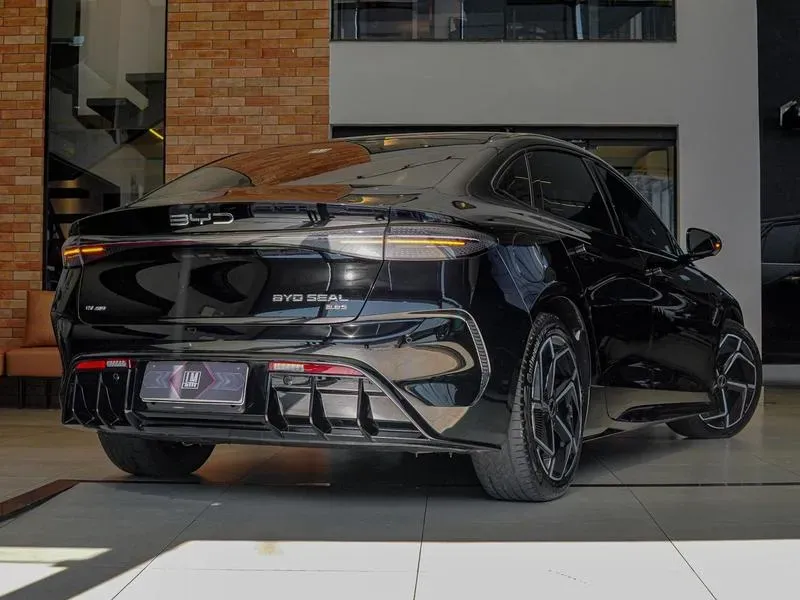 BYD Seal - Imagem 2