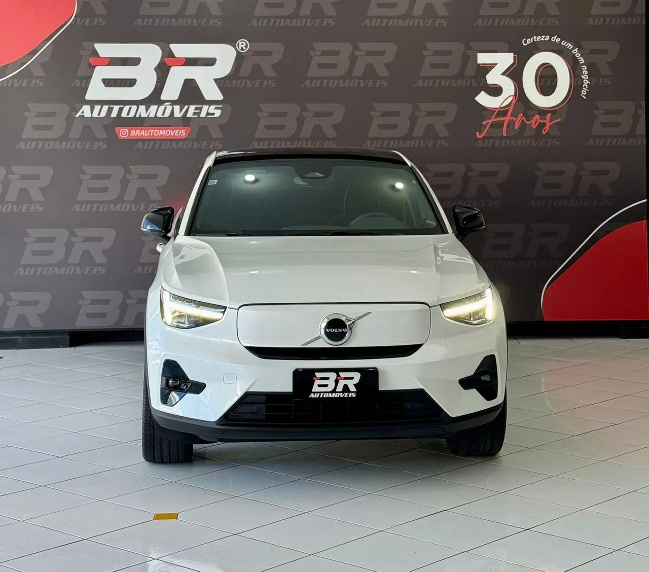 Volvo C40 Recharge - Imagem 2