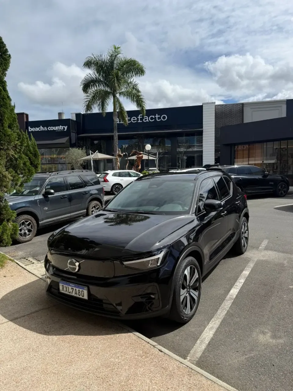 Volvo XC40 Recharge - Imagem 2