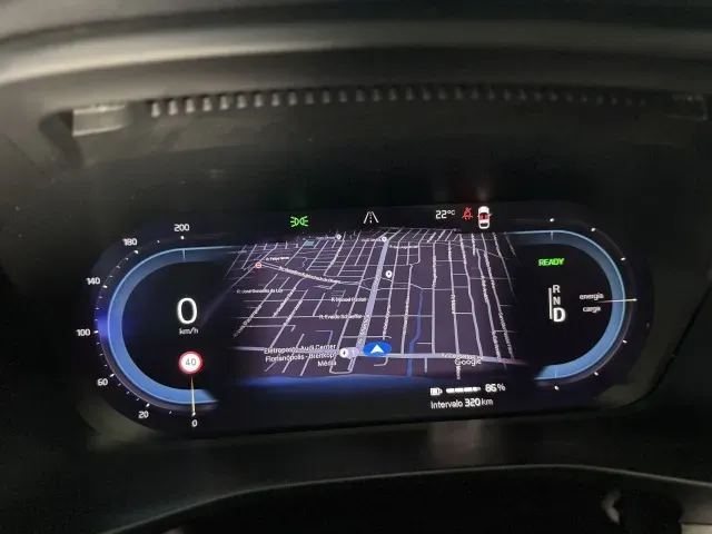 Volvo C40 Recharge - Imagem 12