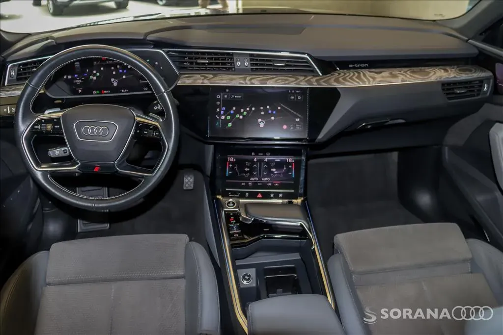 Audi E-tron Sportback - Imagem 13