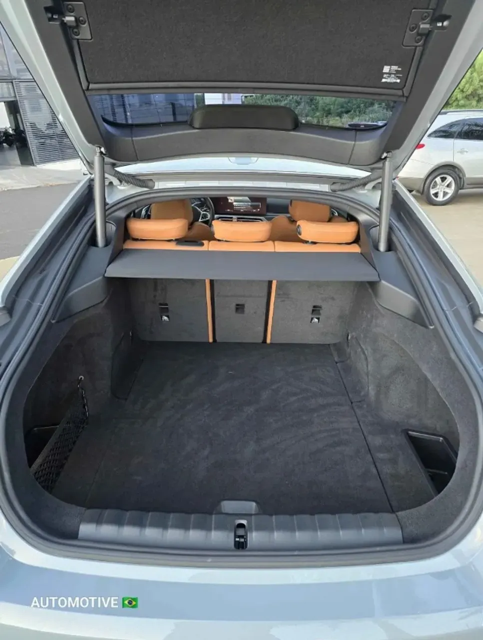 BMW I4 Edrive40 - Imagem 11