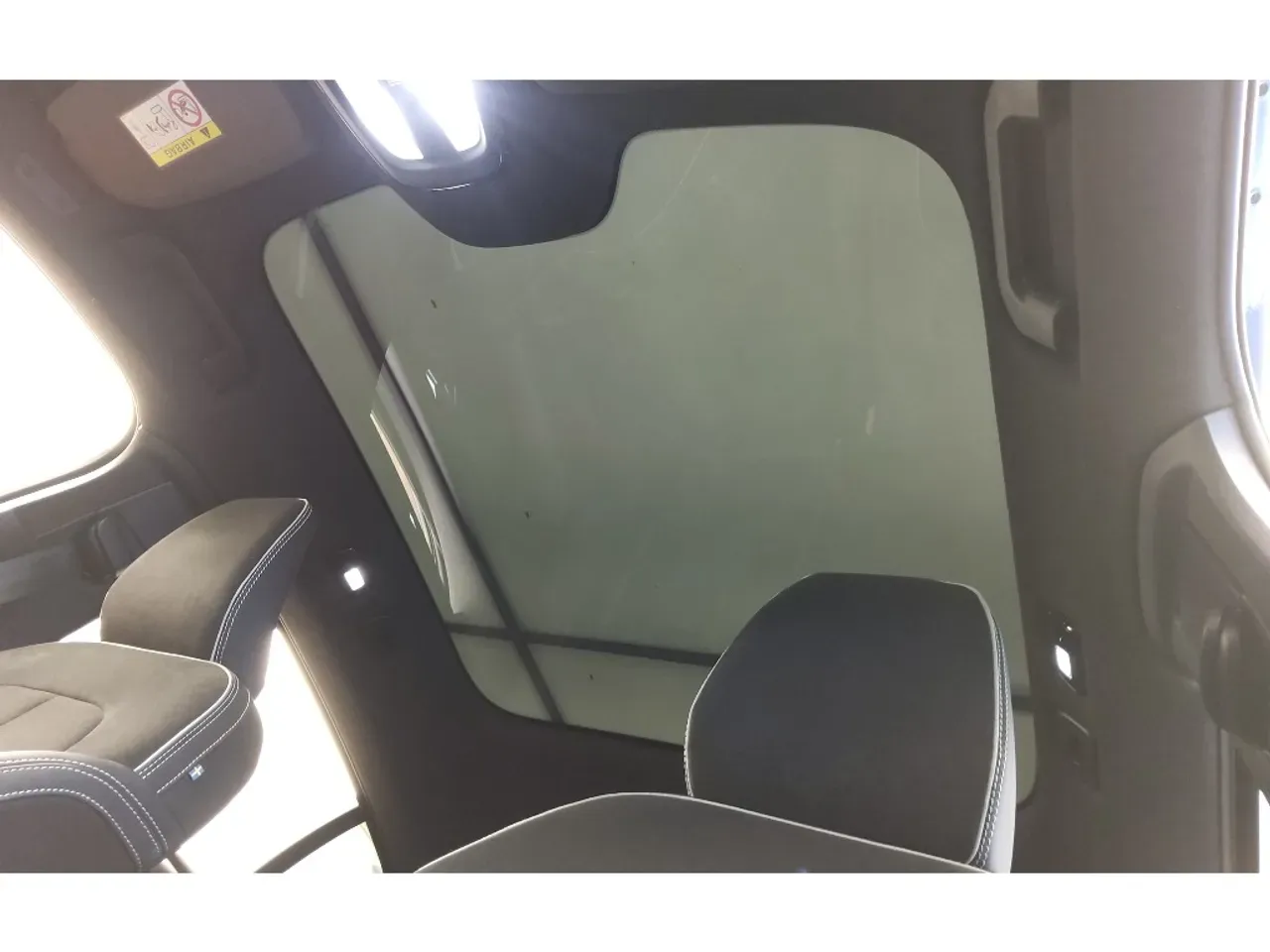 Volvo C40 Recharge - Imagem 16