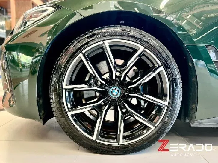 BMW I4 Edrive35 - Imagem 15