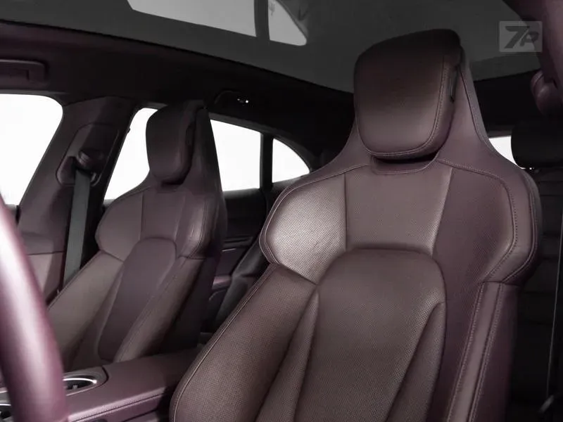 Porsche Taycan - Imagem 12