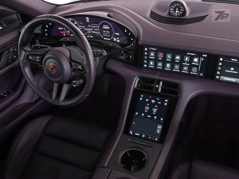 Porsche Taycan - Imagem 16