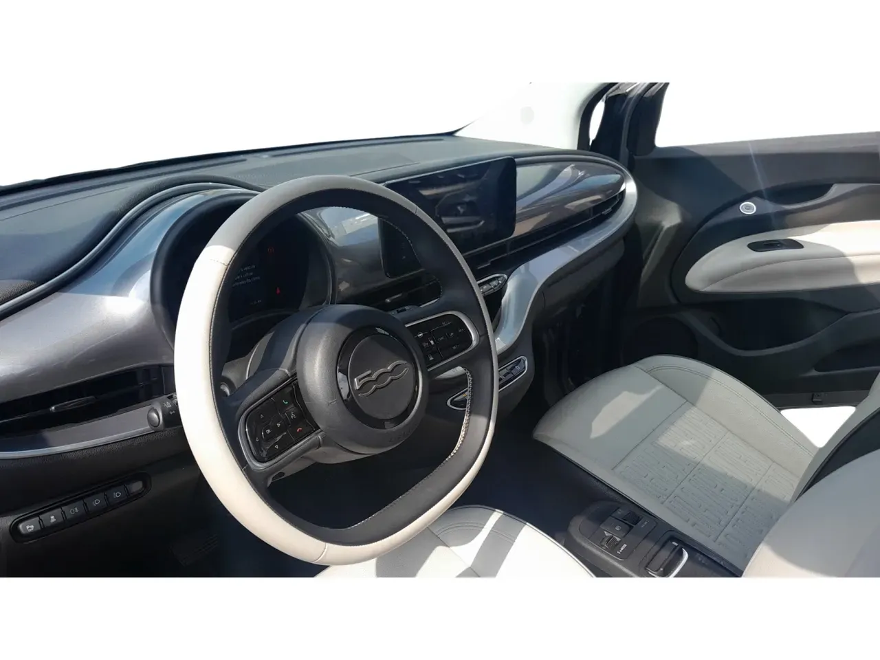 Fiat 500e - Imagem 9