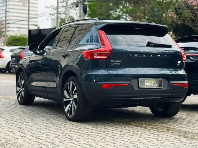 Volvo XC40 Recharge - Imagem 8