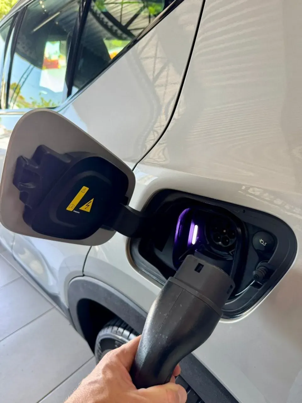 Volvo XC40 Recharge - Imagem 9